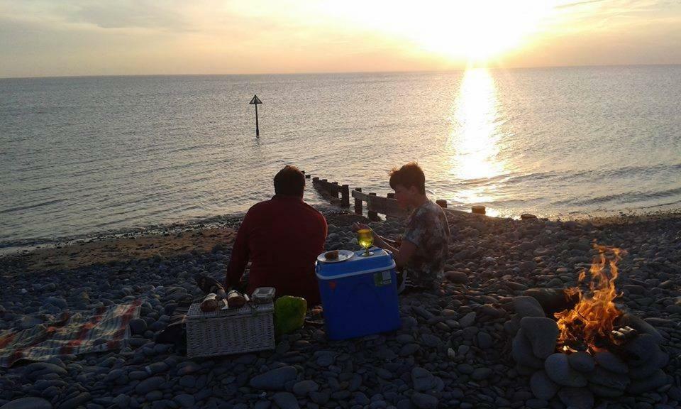 Bwlcheinion Sea View Glamping Hotel Machynlleth Exterior photo